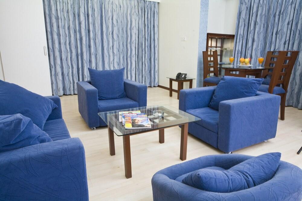 The President Hotel Shivajinagar Pune Exterior foto
